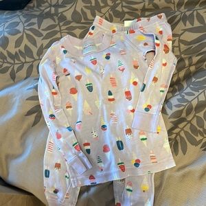 Hanna Anderssen PJs-  size 100 (4)